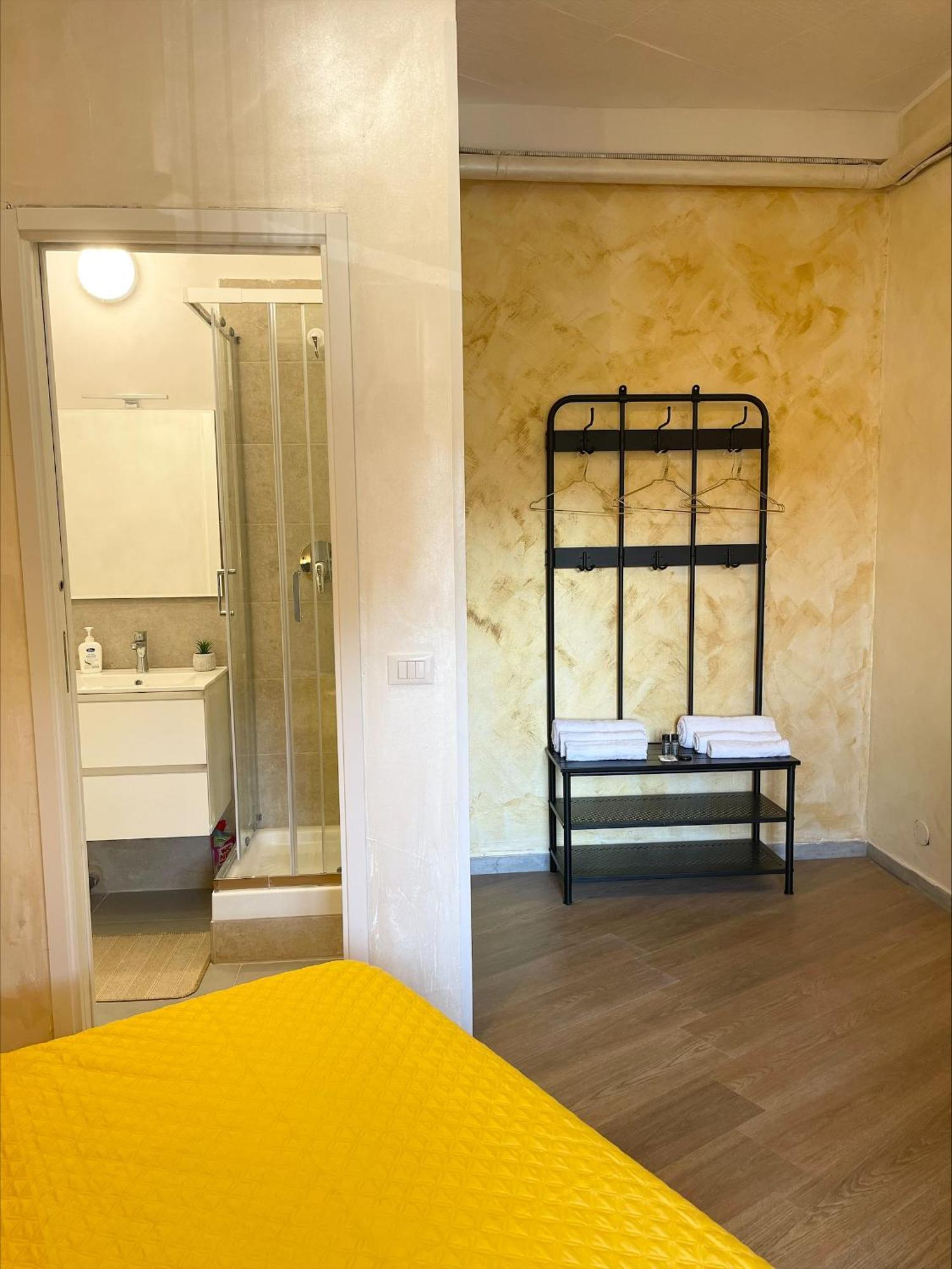 Romoli Rooms And Suites Exterior photo